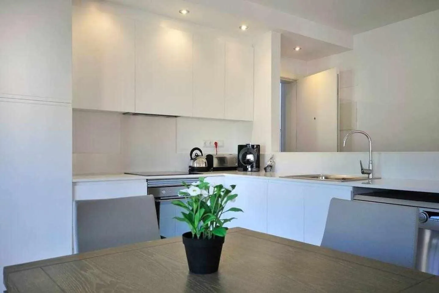 Stunning Apartment W Amazing Views In Girona Spain