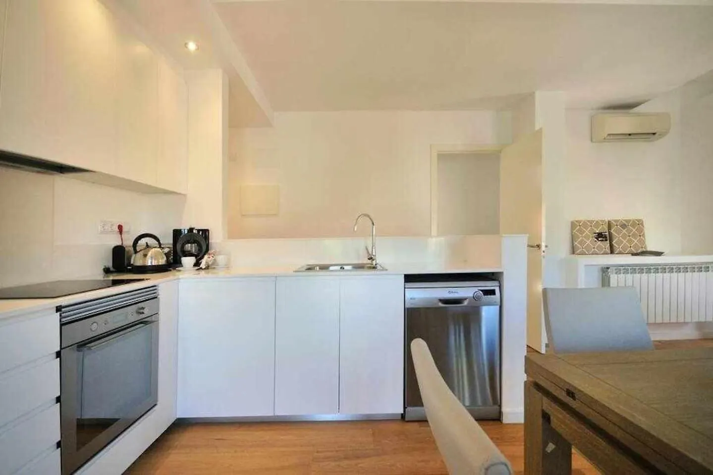 Stunning Apartment W Amazing Views In Girona 0*,  Spain