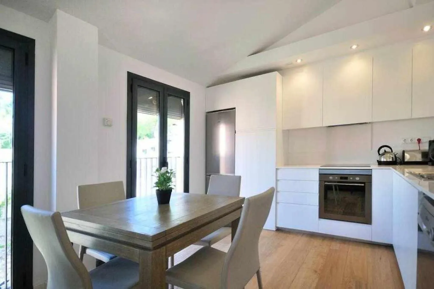 Stunning Apartment W Amazing Views In Girona